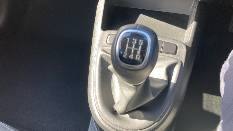 Hyundai i10 1.0 MPi SE Connect 5dr Petrol Hatchback